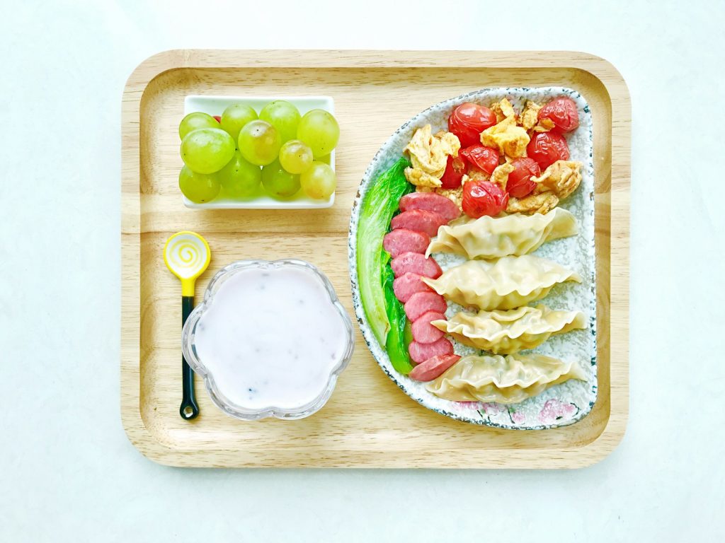 Ilustrasi Menu Makan Seimbang untuk Menjaga Stamina Anak